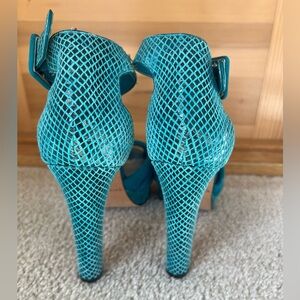 White House Black Market Teal Heels